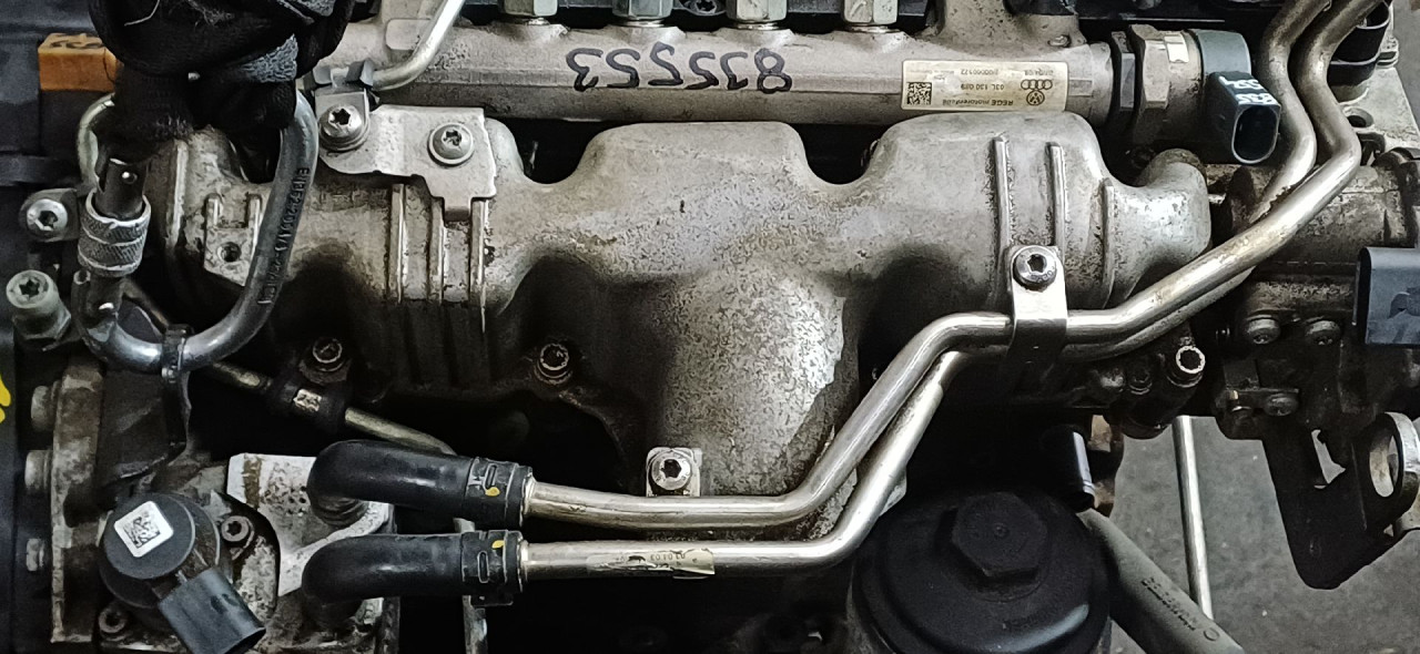 DIJELOVI USISNA GRANA AUDI A4 (B8) > 07-11
