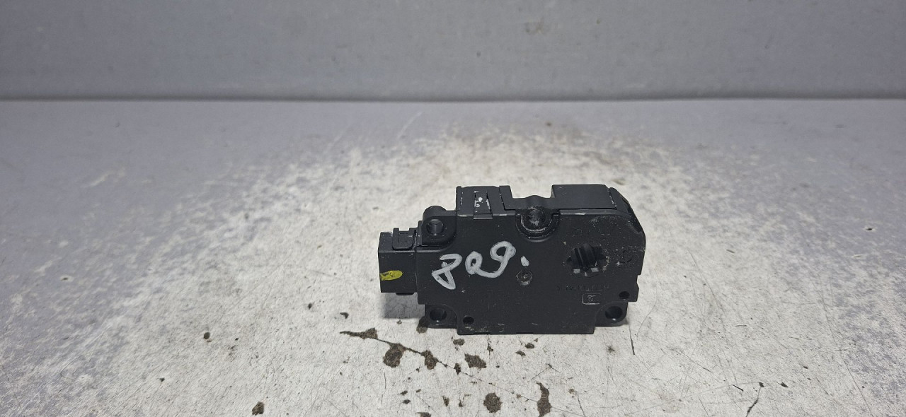 DIJELOVI MOTORIC KLAPNE AUDI A4 (B9) > 15-18 ZBAT0084D03