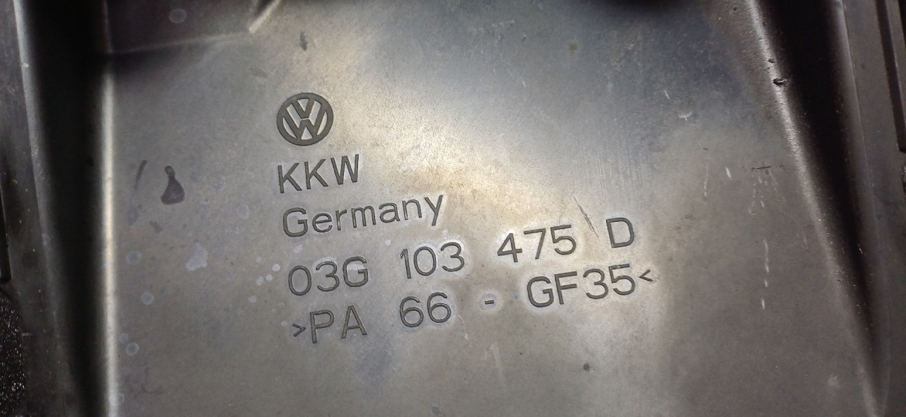 DIJELOVI DEKLO VW GOLF 5 > 03-08 03G103475D