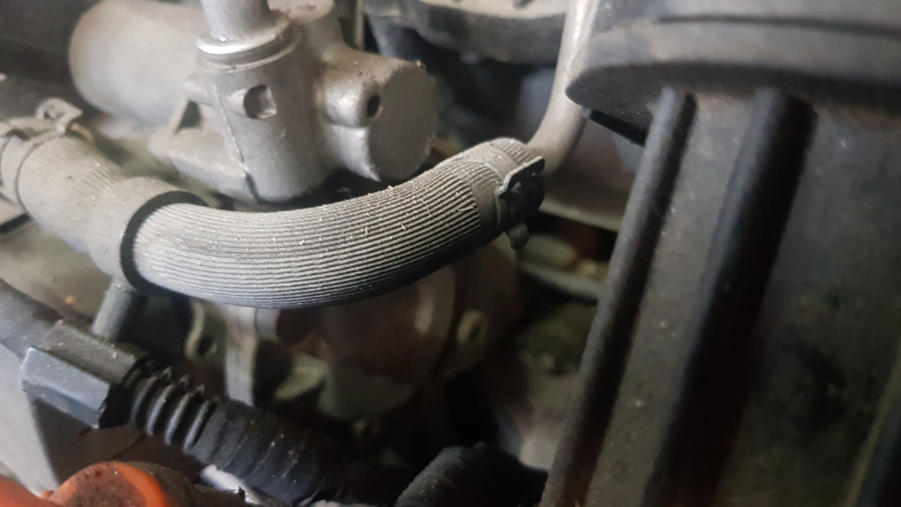 PUMPA VISOKOG PRITISKA VW CADDY > 10-15 03L130755