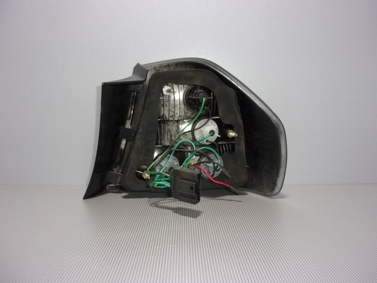 STOP SVJETLO BMW SERIJA 3 (E90/E91) > 05-08 BM024016