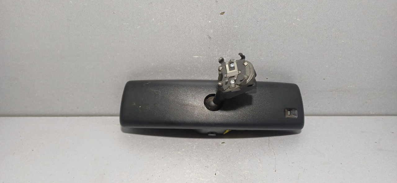 UNUTRASNJI BLATOBRAN VW TOUAREG > 14-18 7P6857511