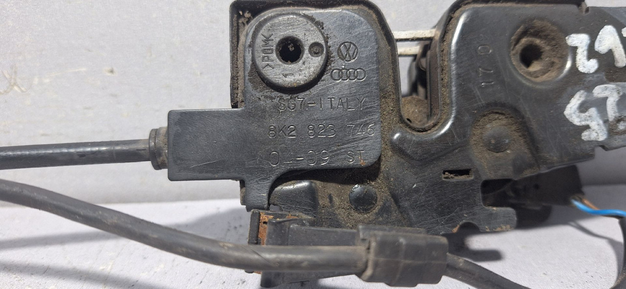 BRAVA HAUBE AUDI A4 (B8) > 12-15 8K2823746