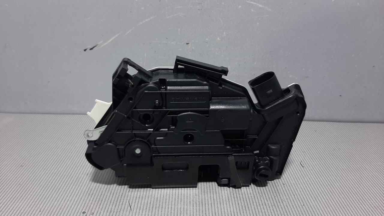 BRAVA VRATA SKODA SUPERB > 08-13 5N0839016D