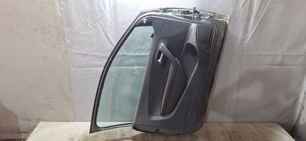 DIJELOVI VRATA VW POLO > 09-14