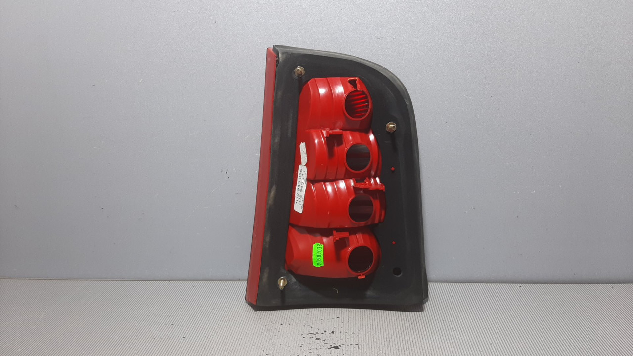 STOP SVJETLO SKODA OCTAVIA > 00-04 1U9945095