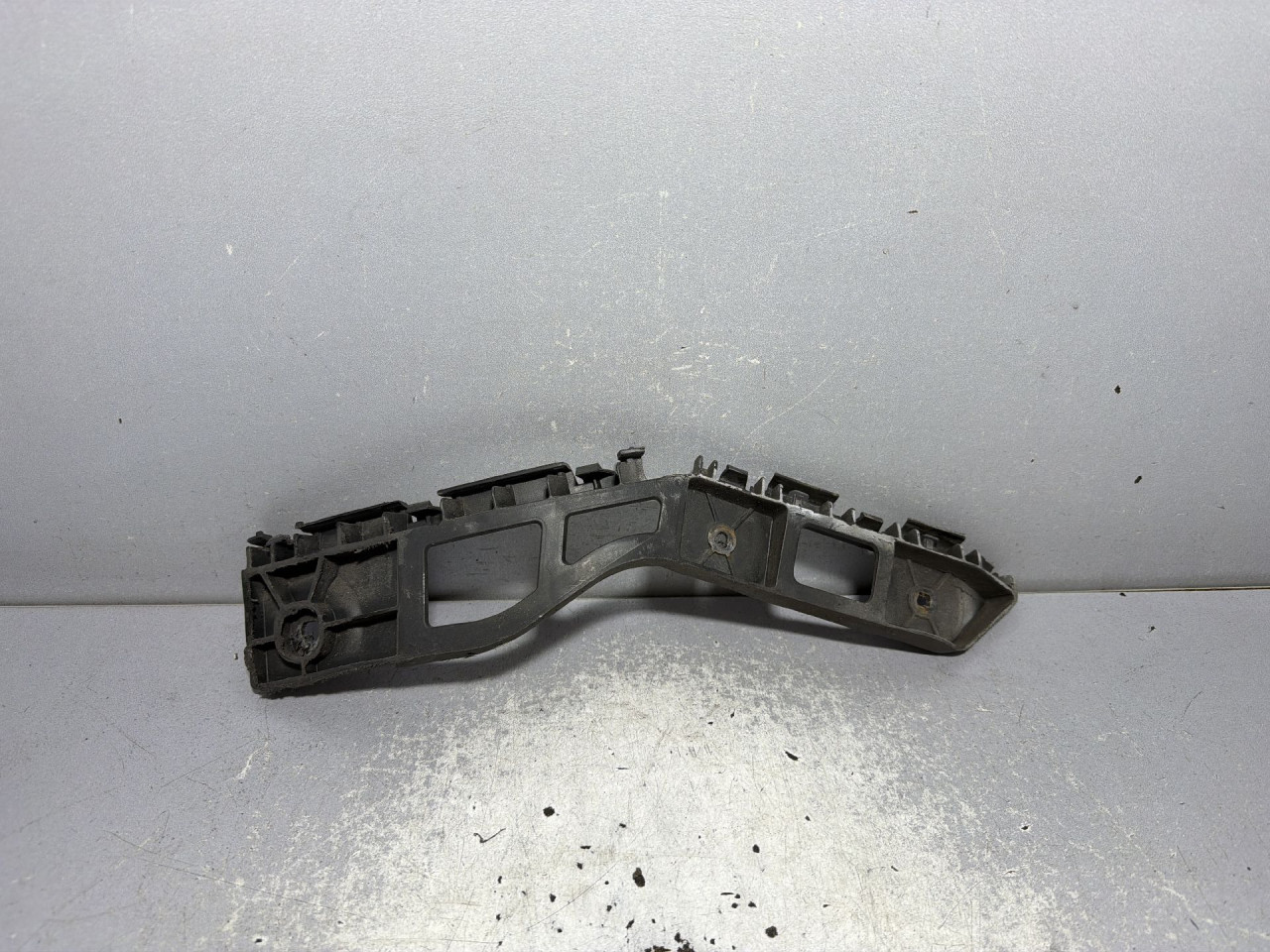 DIJELOVI NOSAC ZADNJEG BRANIKA VW POLO > 09-14 1.6 6R6807394A