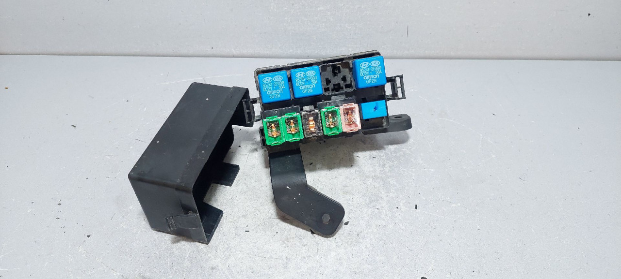 ELEKTRONIKA KUTIJA OSIGURACA HYUNDAI SANTA FE > 10-12 9