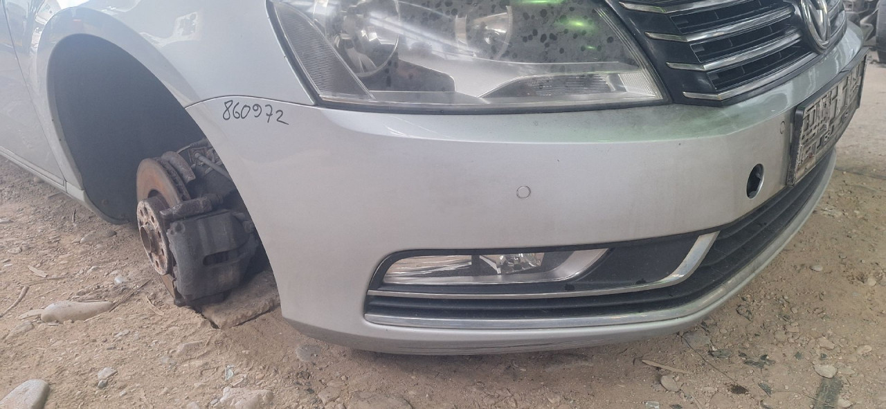 DIJELOVI BRANIK VW PASSAT B7 > 10-14 1.6 3AA807221GRU