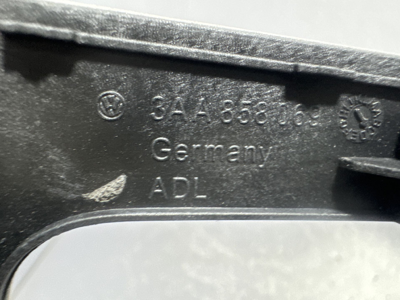 DIJELOVI BLENDA VW PASSAT CC > 12-15 3AA858069