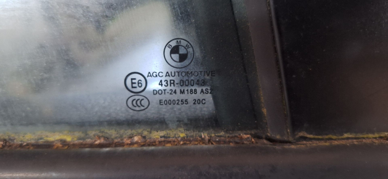 DIJELOVI STAKLO BMW X1 (E84) > 09-12 2.0