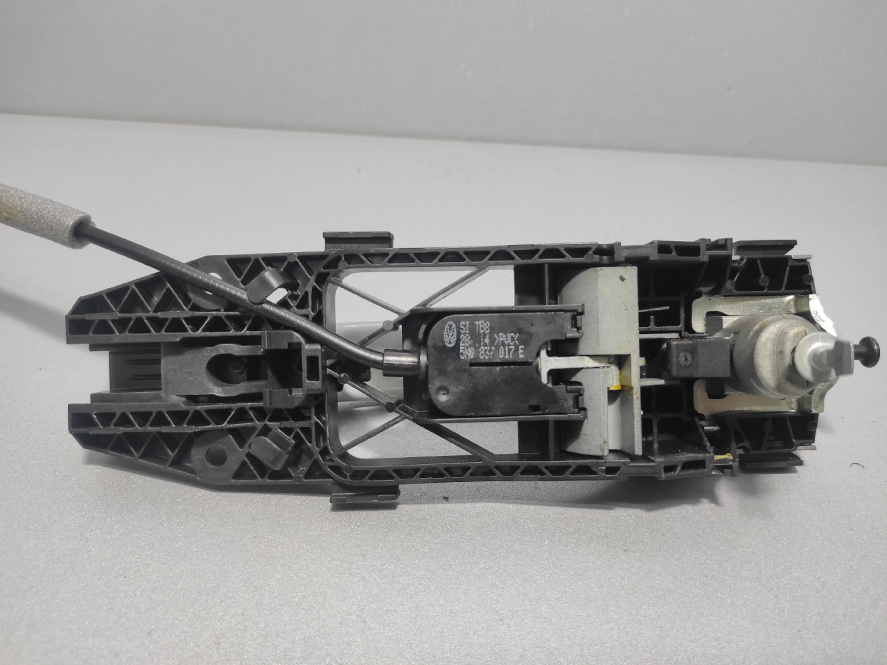 RUCKA VRATA SKODA FABIA > 07-10 5N0837885H
