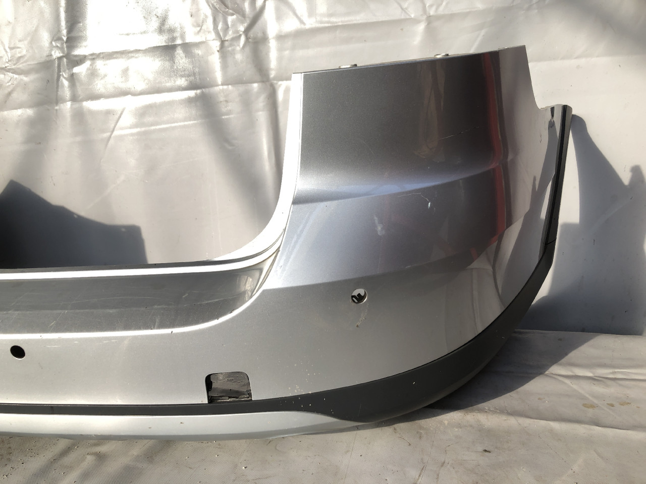 DIJELOVI BRANIK VW PASSAT B7 > 10-14 3AF807421B