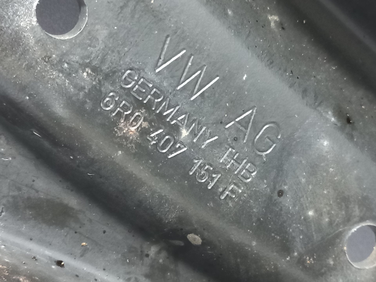 DIJELOVI LAFETA VW POLO > 09-14 6R0407151F