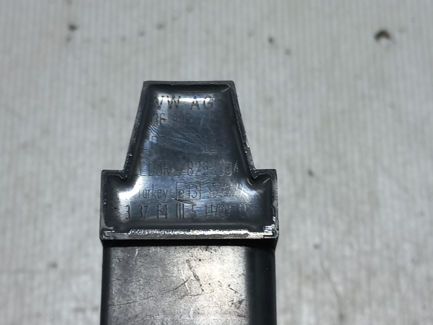 DIJELOVI BOMBINA VW PASSAT B6 > 05-10 036905715F