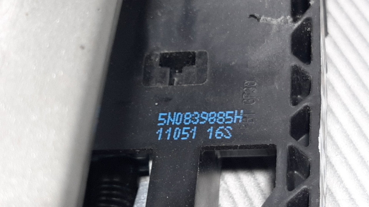 RUCKA VRATA SKODA FABIA > 10-14 5N0839885H