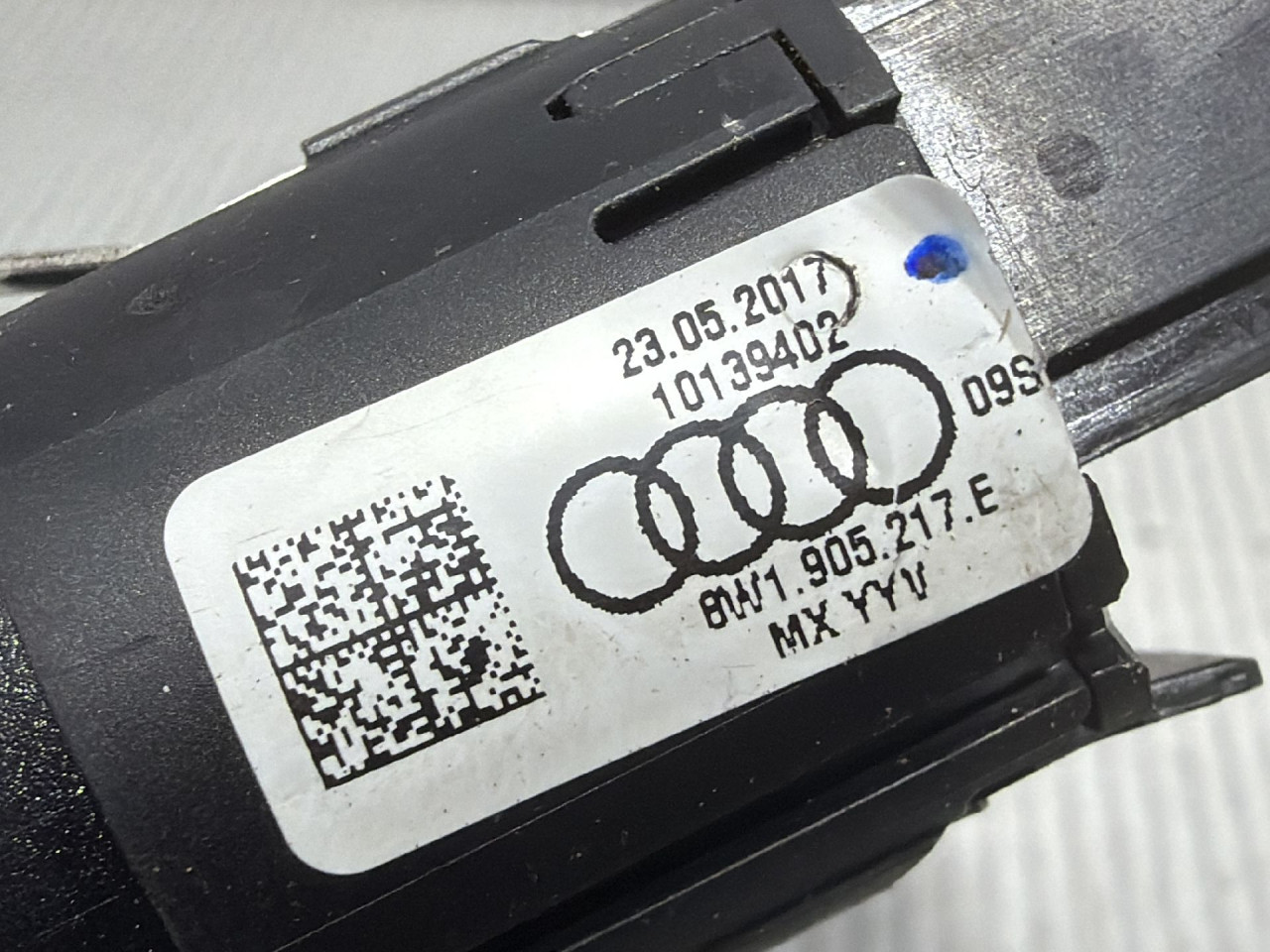 DIJELOVI PREKIDAC AUDI Q5 (FY) > 17 - 20  3.0 8W1905217E