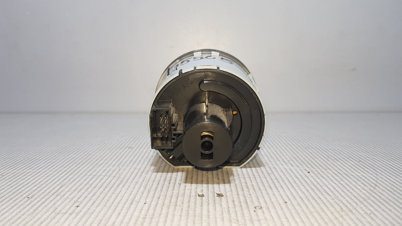 PREKIDACI SVJETLA SKODA OCTAVIA > 13-16 5E0941431D