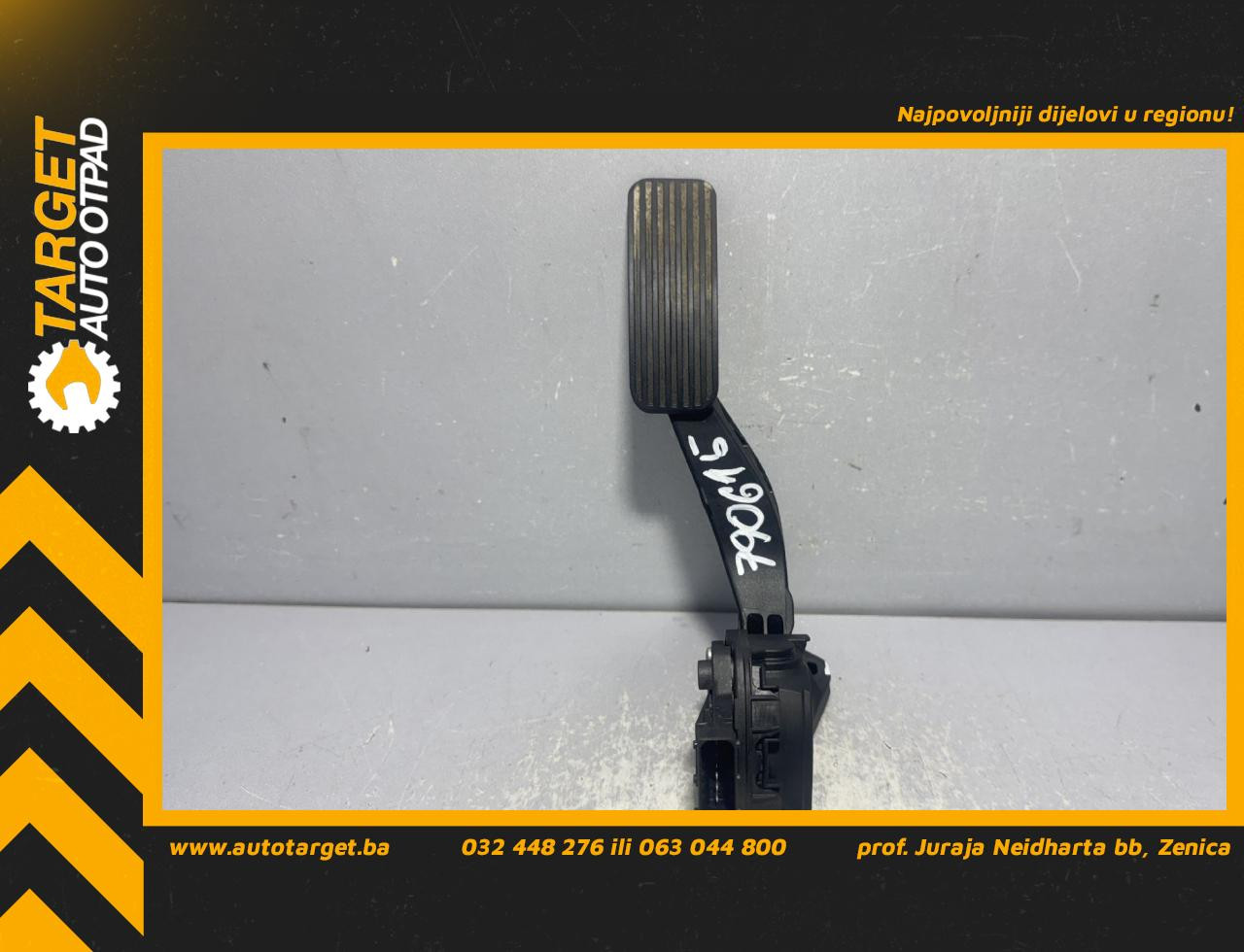 DIJELOVI PAPUCICA GASA OPEL INSIGNIA > 09-13 2.0 13237356