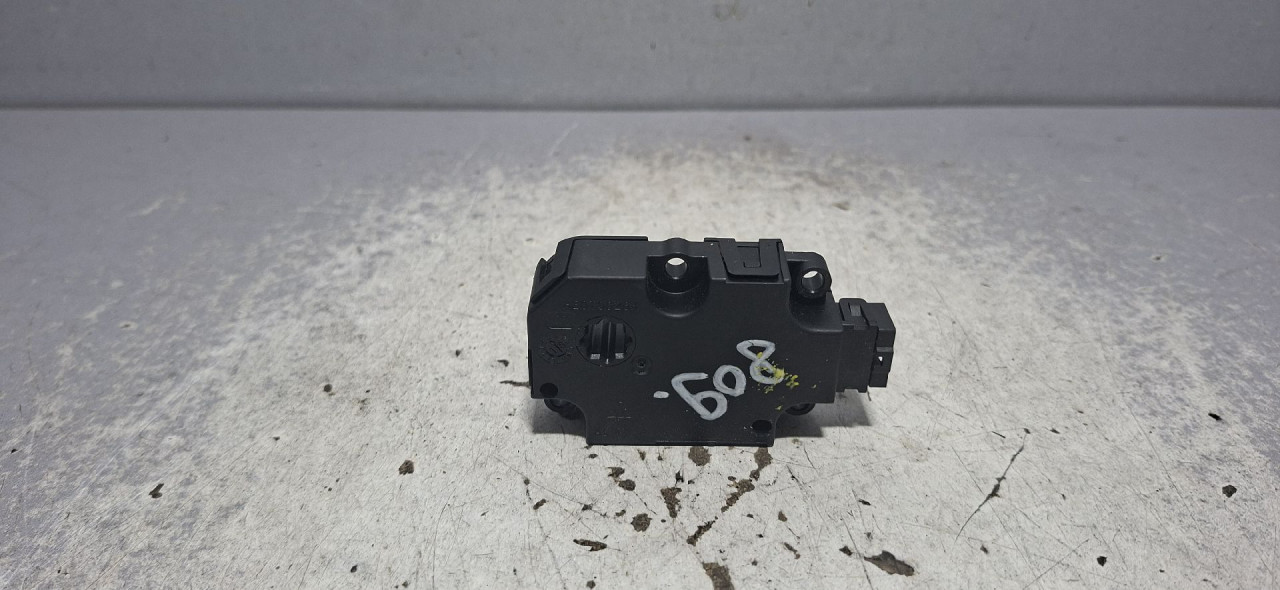 DIJELOVI MOTORIC KLAPNE AUDI A4 (B9) > 15-18 ZBAT0084D03