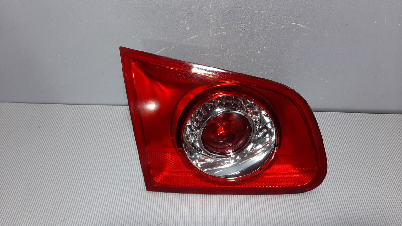 STOP SVJETLO VW PASSAT B6 > 05-10 3C9945093