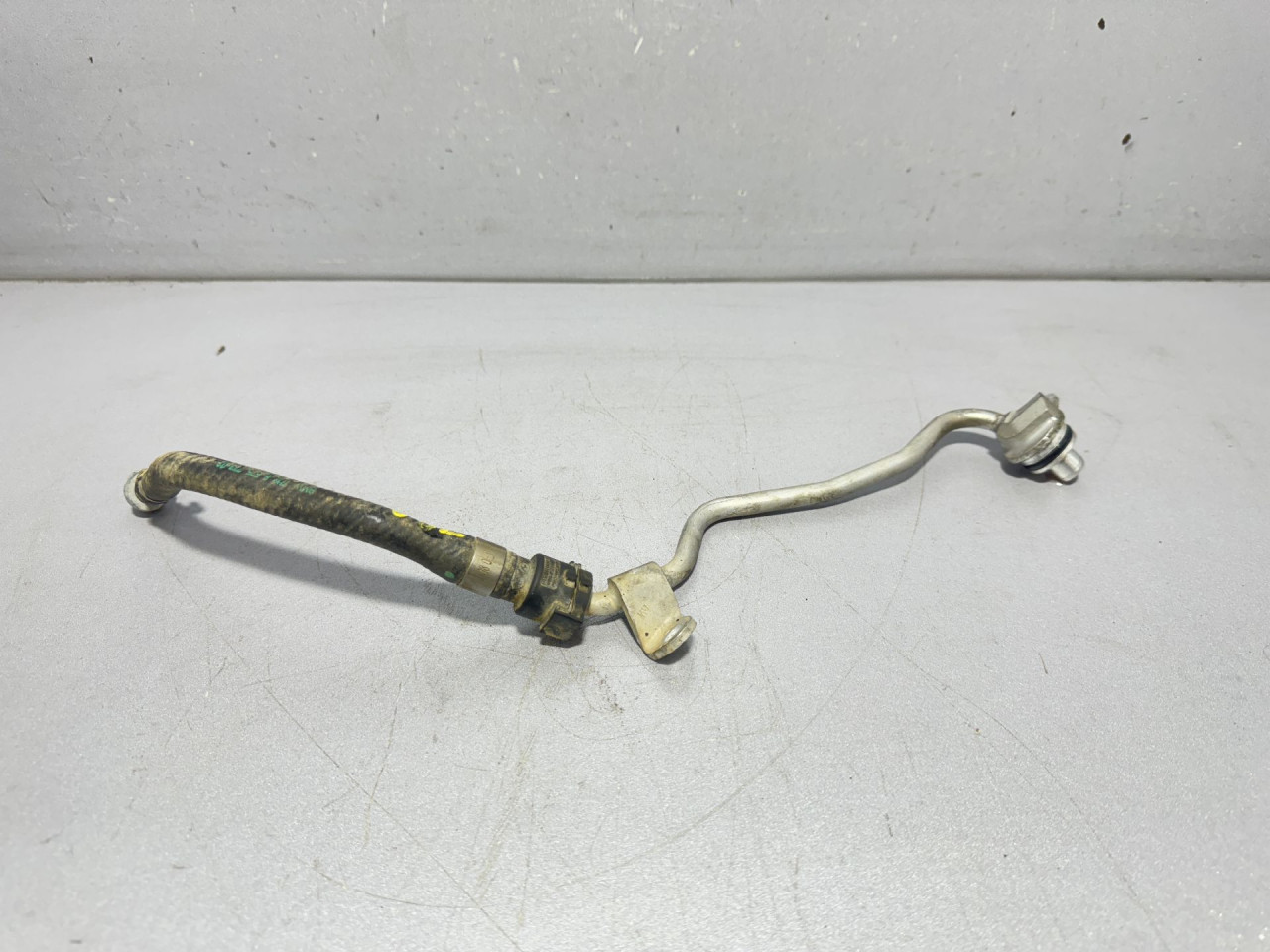 DIJELOVI CRIJEVO BMW SERIJA 7 (G11/G12) > 15-19 3.0 8576556