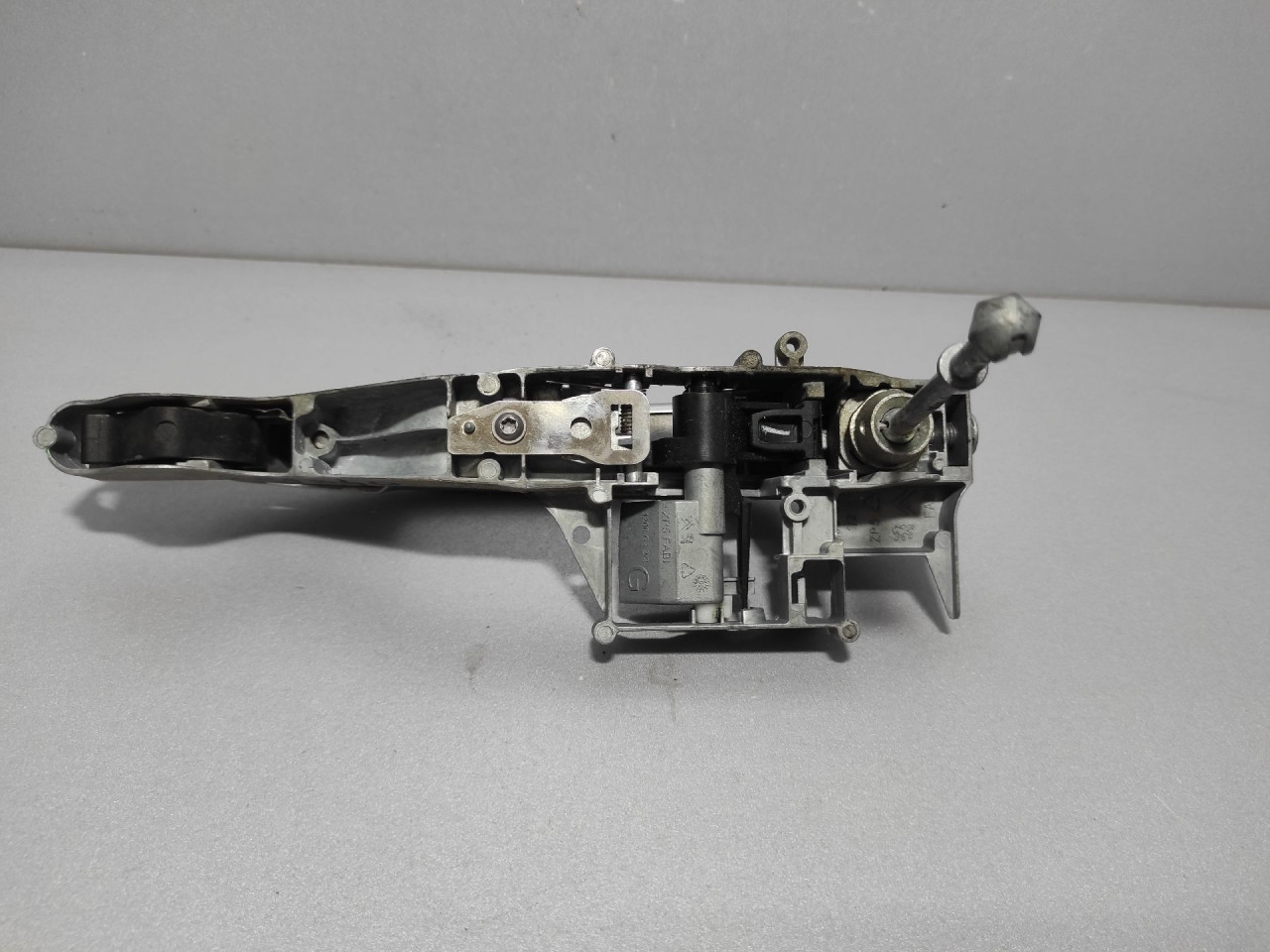 DIJELOVI RUCKA VRATA CITROEN C5 > 08-10 9680168680