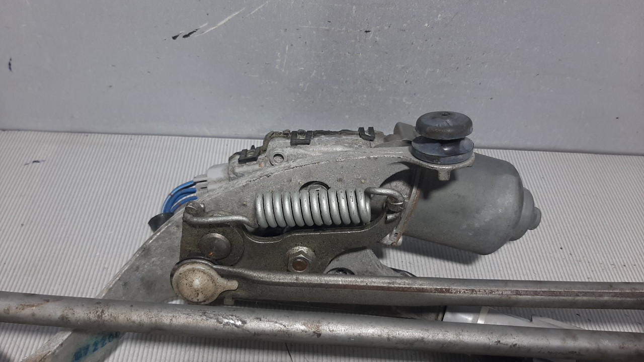 MOTORIC PREDNJEG BRISACA TOYOTA AURIS > 07-10 8511002190