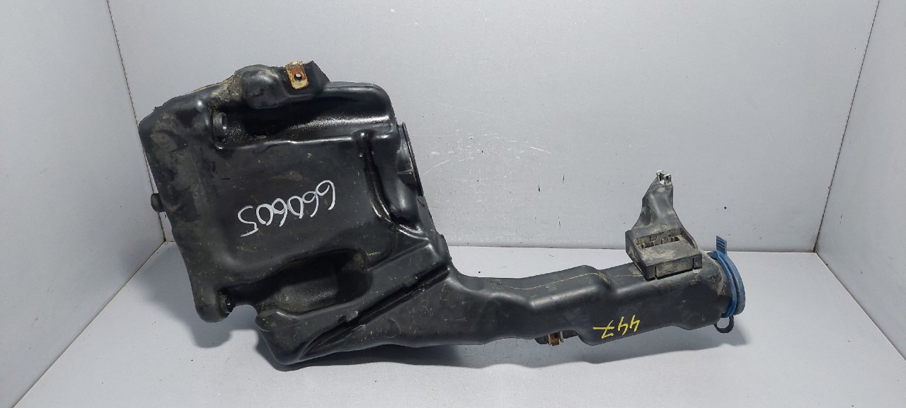 BOCA VODE BRISACA MERCEDES E KLASA (W212) > 09-13 A2048602160