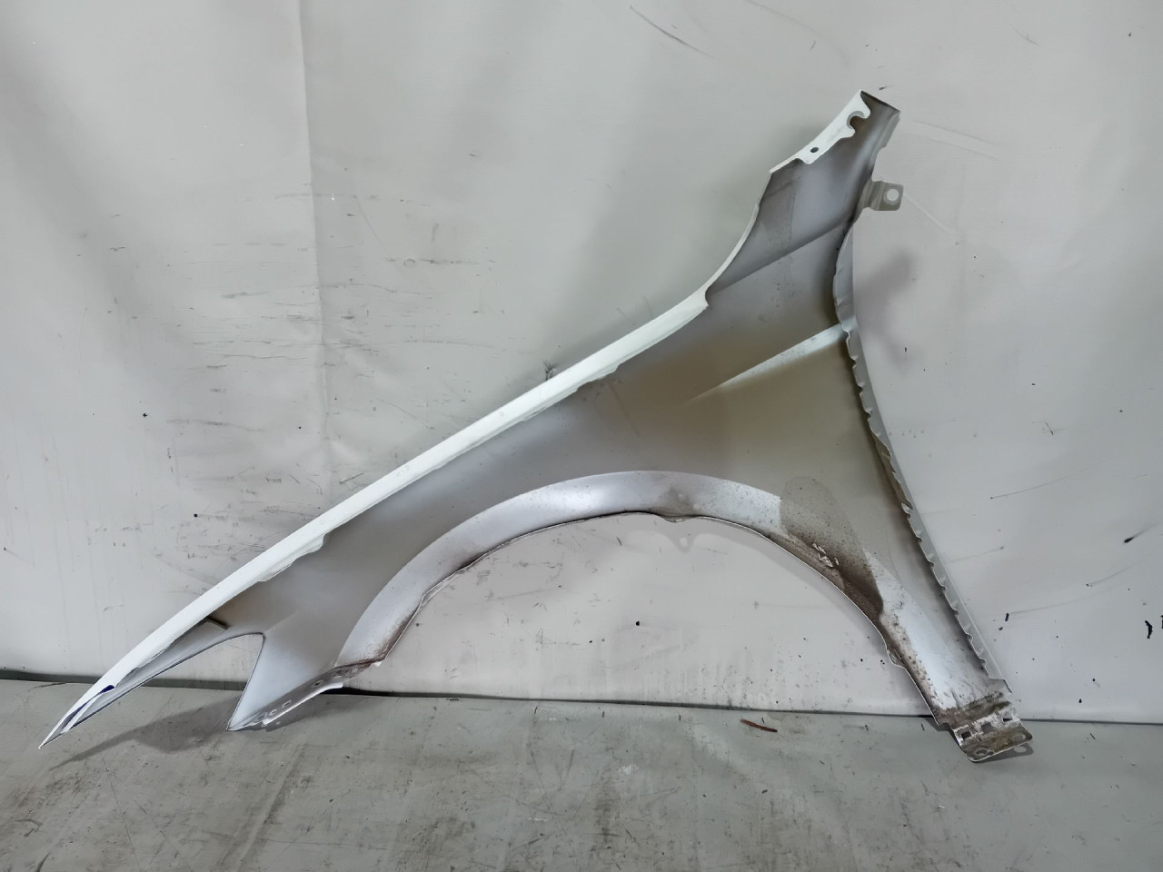 DIJELOVI BLATOBRAN VW PASSAT B8 > 14- 3G0821106P