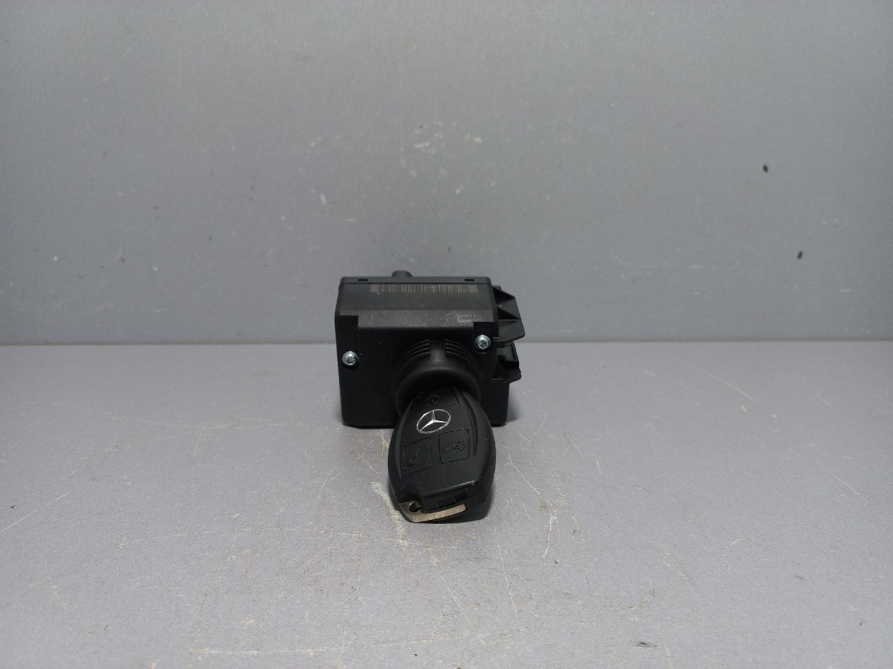 KLJUC MERCEDES SPRINTER > 06-13 A9069008600