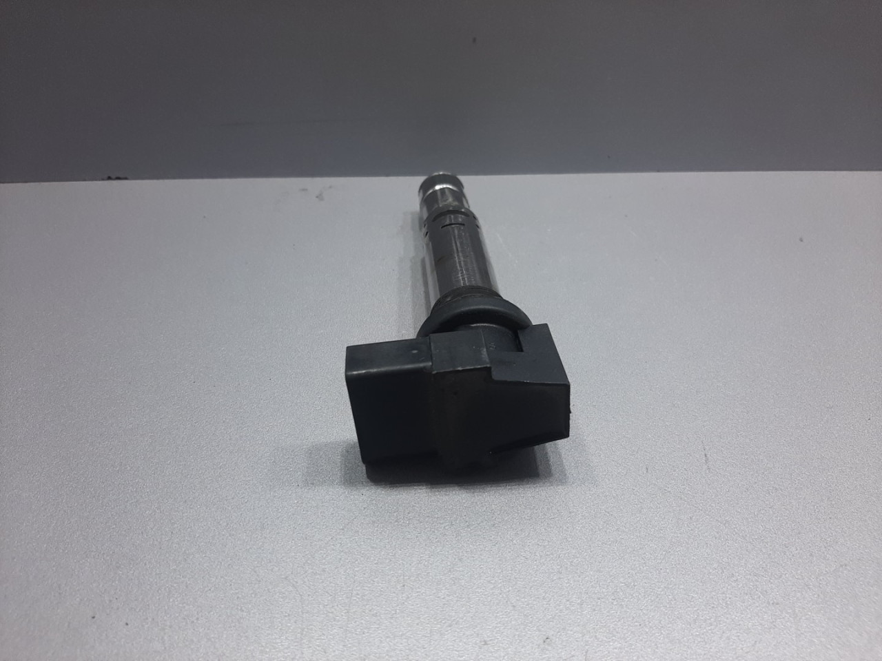 DIJELOVI BOMBINA SEAT ALTEA > 04-09 036905715C
