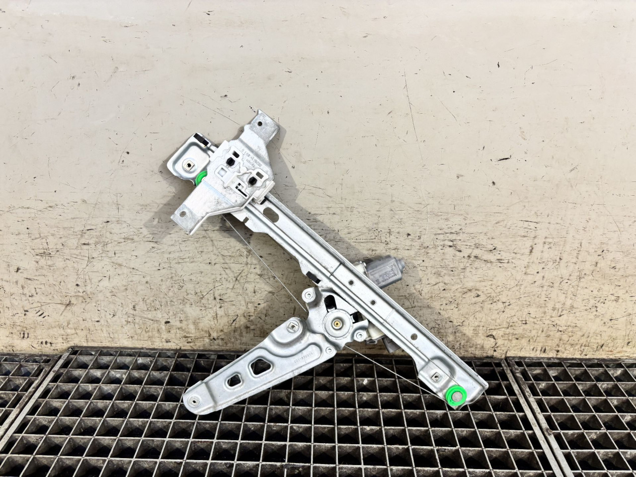 DIJELOVI MOTORIC PODIZACA STAKLA PEUGEOT 3008 > 13-16