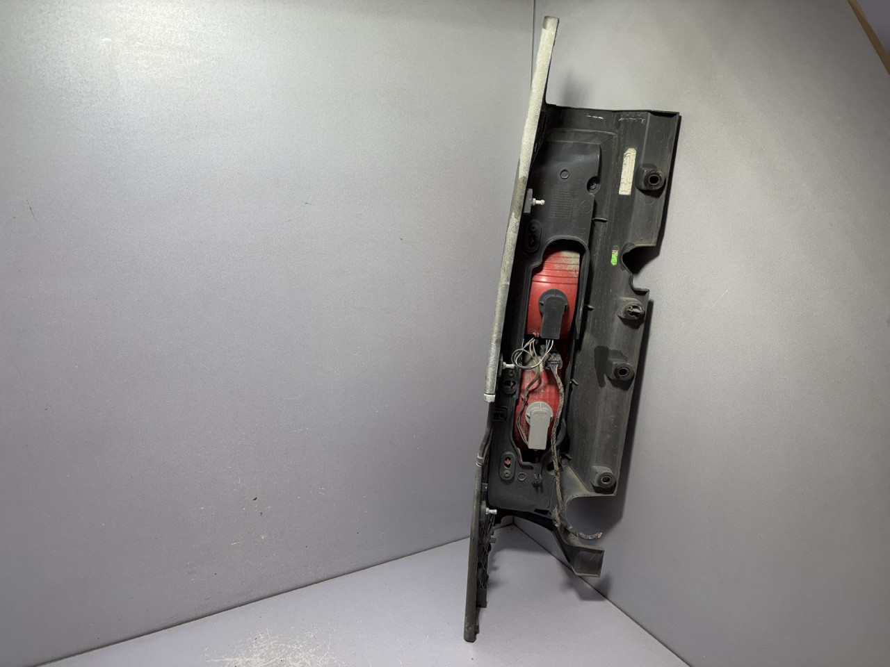DIJELOVI STOP SVJETLO OPEL VIVARO > 07-14 93857722