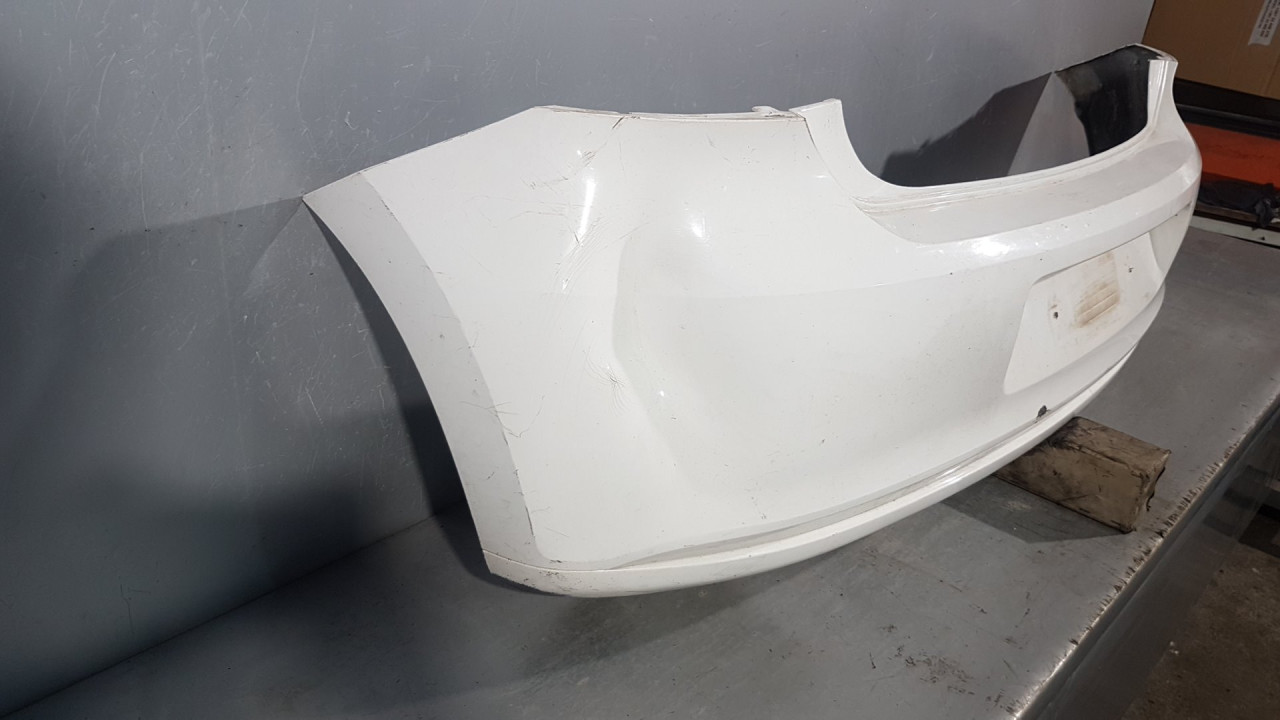 DIJELOVI BRANIK VW POLO > 09-14 6R6807421BK