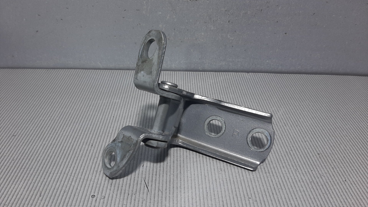 DIJELOVI BAGLAMA TOYOTA RAV 4 > 15-18 A046694