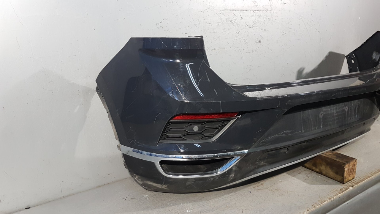 DIJELOVI BRANIK VW T-ROC > 17- 2GA807301AB