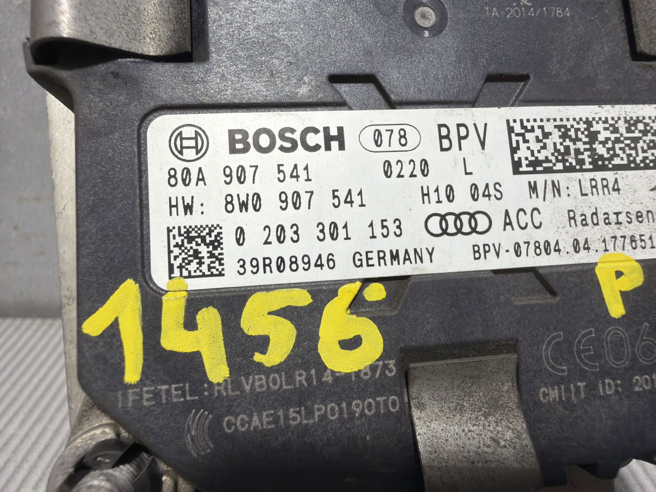 DIJELOVI RADAR SENZOR AUDI Q5 (FY) > 17 - 20  3.0 8W0907541