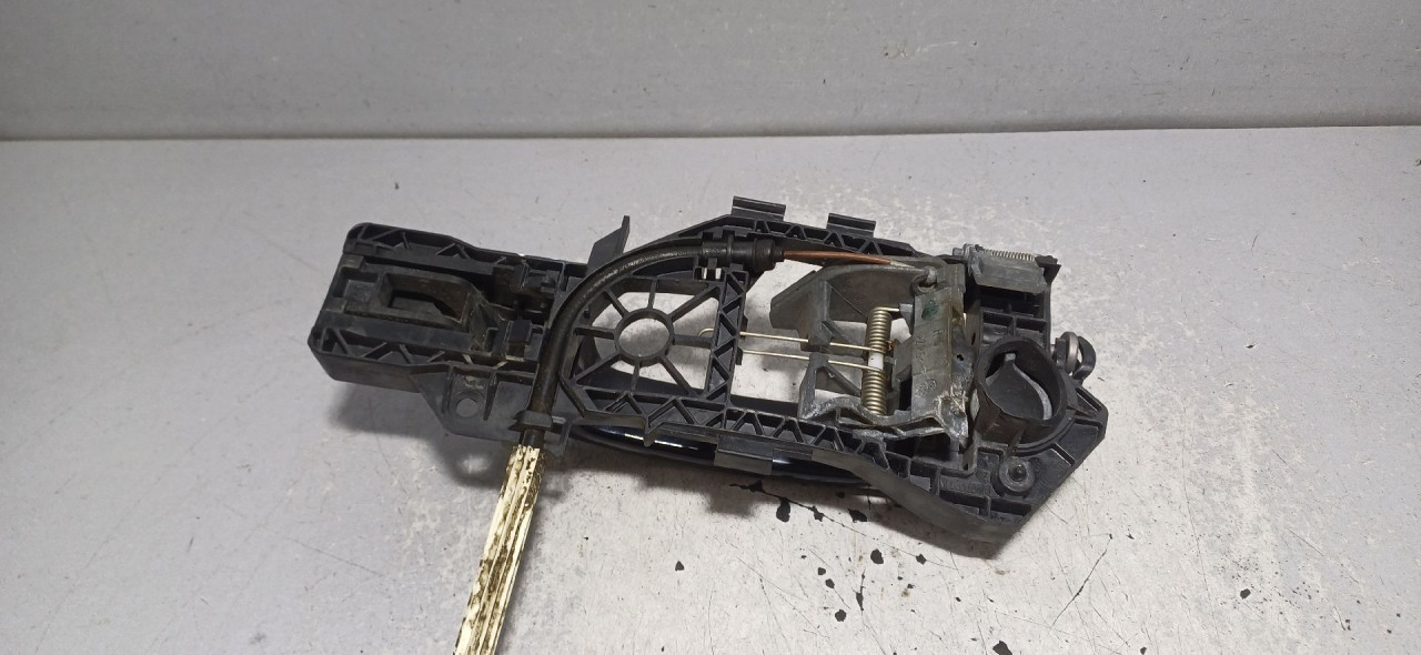 RUCKA VRATA VW PASSAT B6 > 05-10 3C0837886J