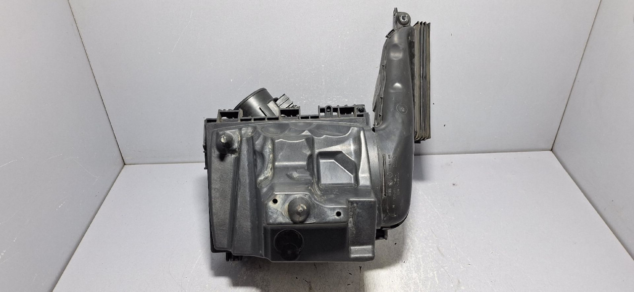 KUCISTE FILTERA ZRAKA FORD MONDEO > 14-19 DS739643KA
