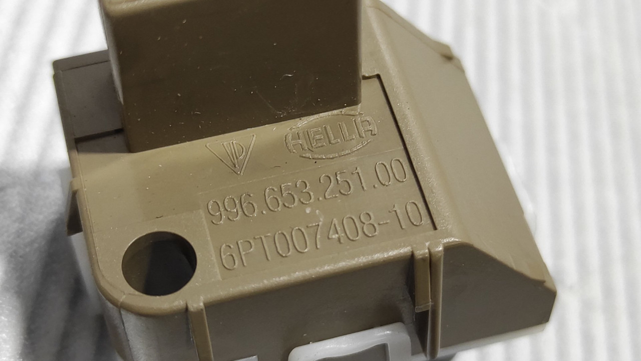 DIJELOVI SENZOR PORSCHE 996 > 97-04 99665325100