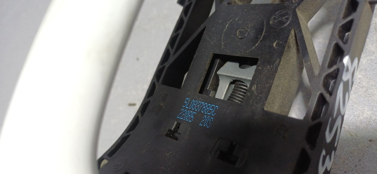 DIJELOVI RUCKA VRATA VW SHARAN > 10- 5L0837885C