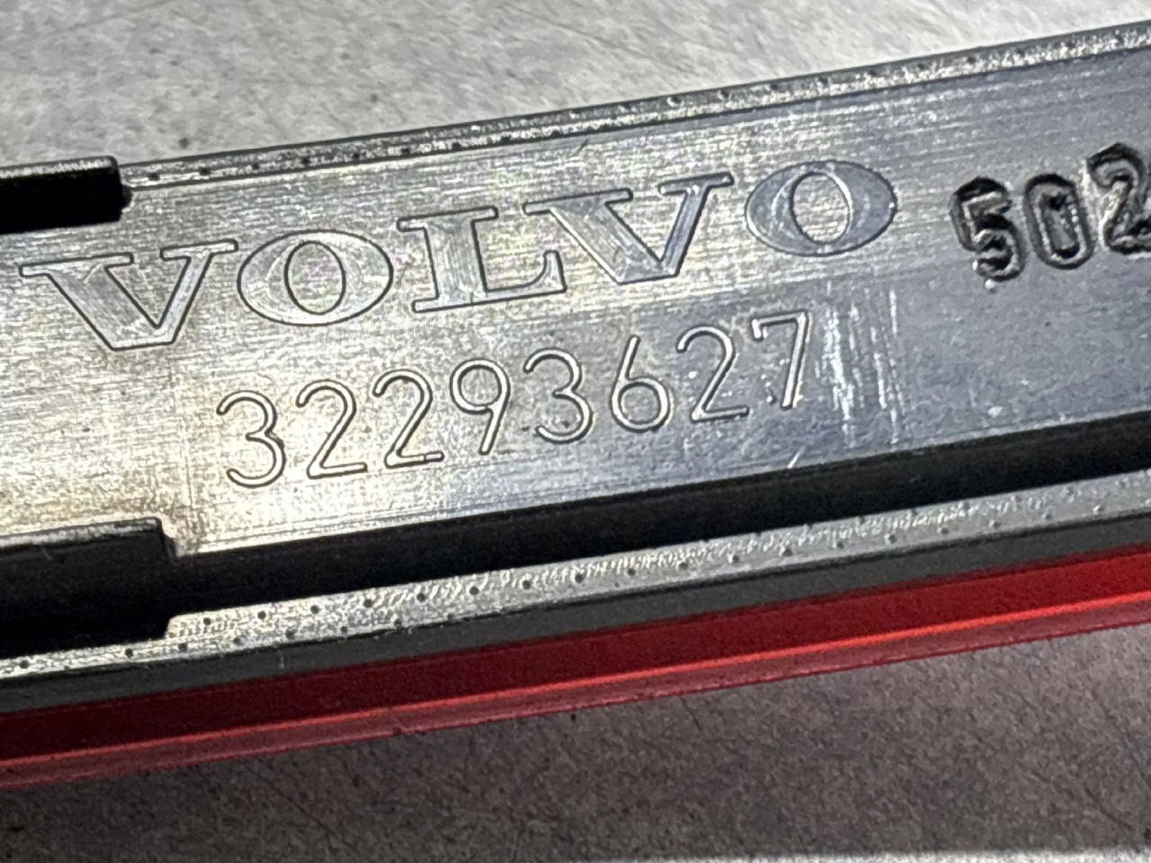 DIJELOVI KATADIOPTER VOLVO XC60 > 17- 32293627