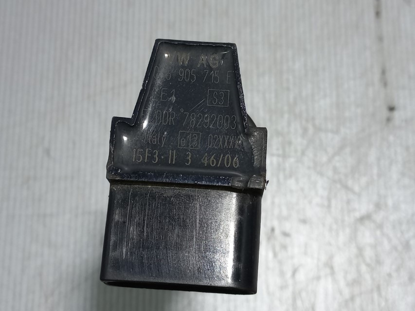 DIJELOVI BOMBINA SKODA FABIA > 07-10 036905715E