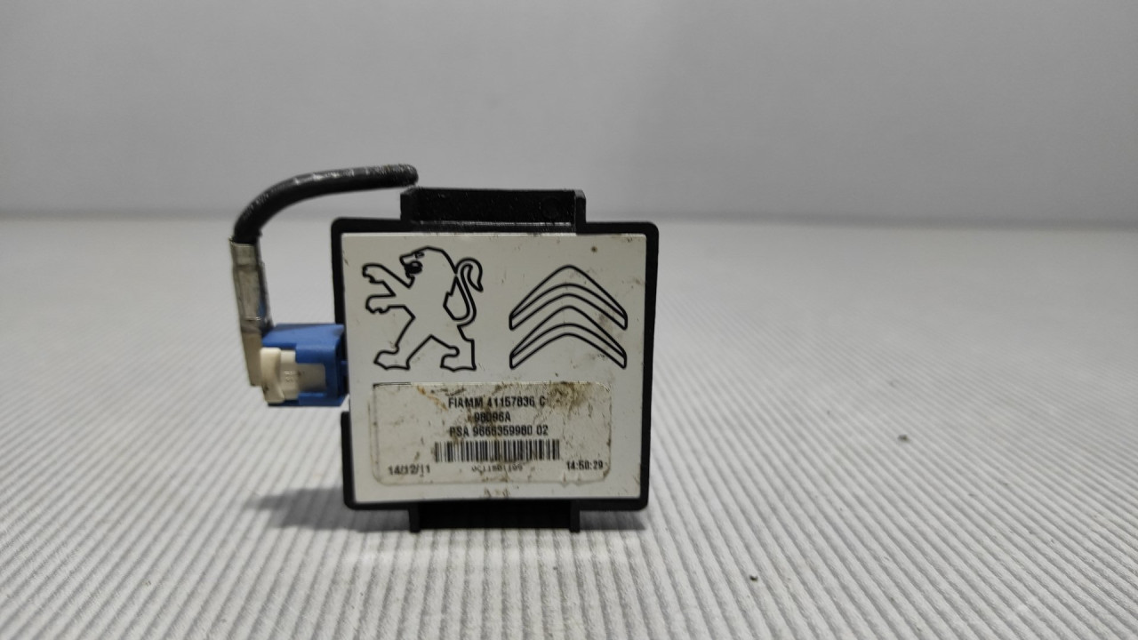 DIJELOVI ANTENA PEUGEOT 508 > 11-14 966635998002