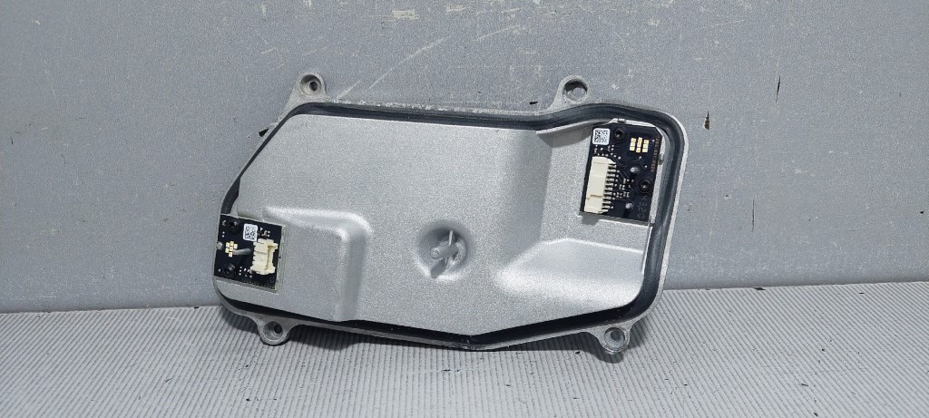 DIJELOVI BALAST FARA VW CADDY > 15-20 12040010310