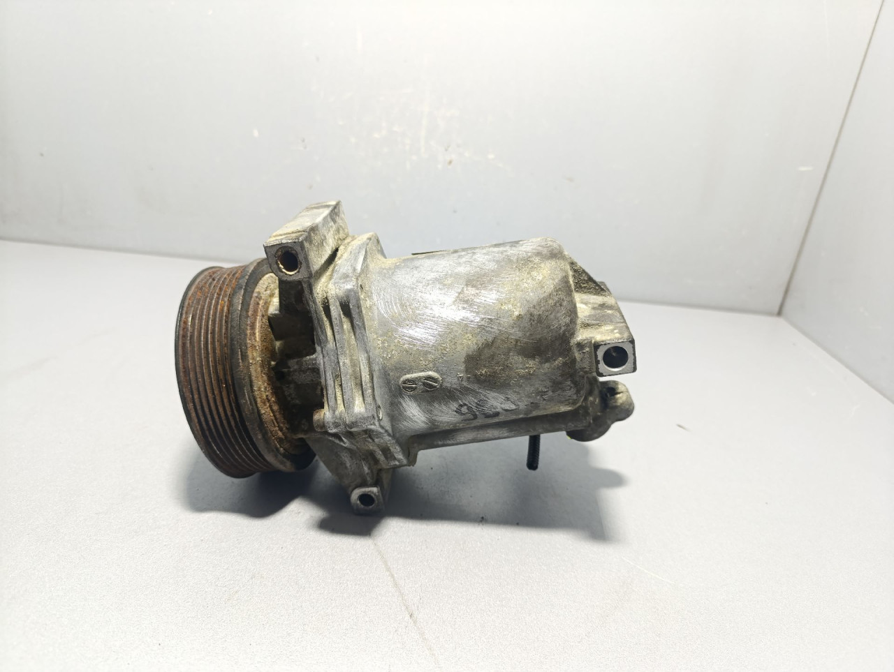 KOMPRESOR KLIME DACIA DUSTER > 13-17 926008367R