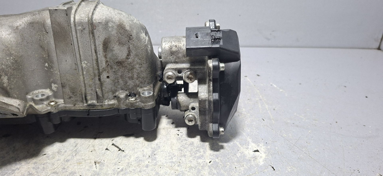 DIJELOVI MOTORIC KLAPNE USISNE GRANE VW PASSAT CC > 08-11 2.0