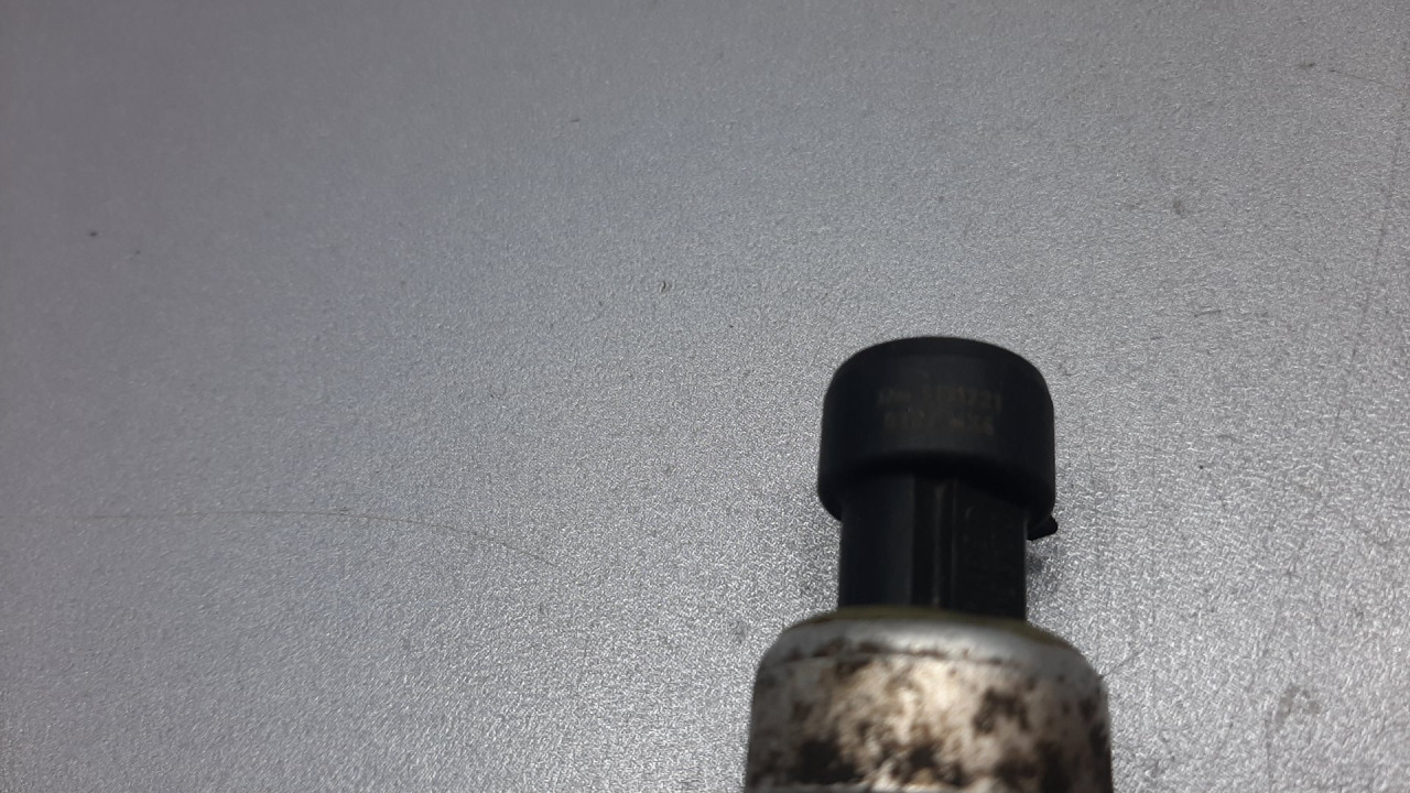 DIJELOVI PRESOSTAT KLIME SAAB 9-5 > 06-09 9131721