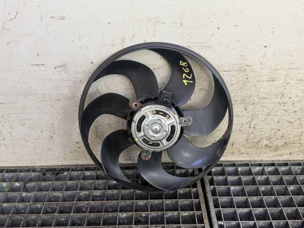DIJELOVI VENTILATOR FORD S-MAX > 15-23 2.0 2285564